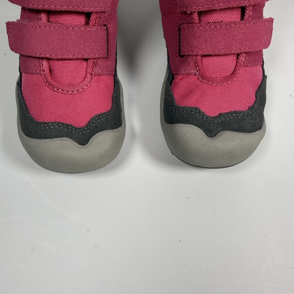 Keen Snow Boots Kids Size 10 Pink Faux Fur Lined Hook & Loop Winter Warm - Picture 2 of 9